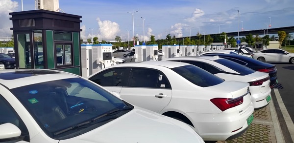 Unser Exportgeschäft für neue Energiefahrzeuge schreitet derzeit stetig voran